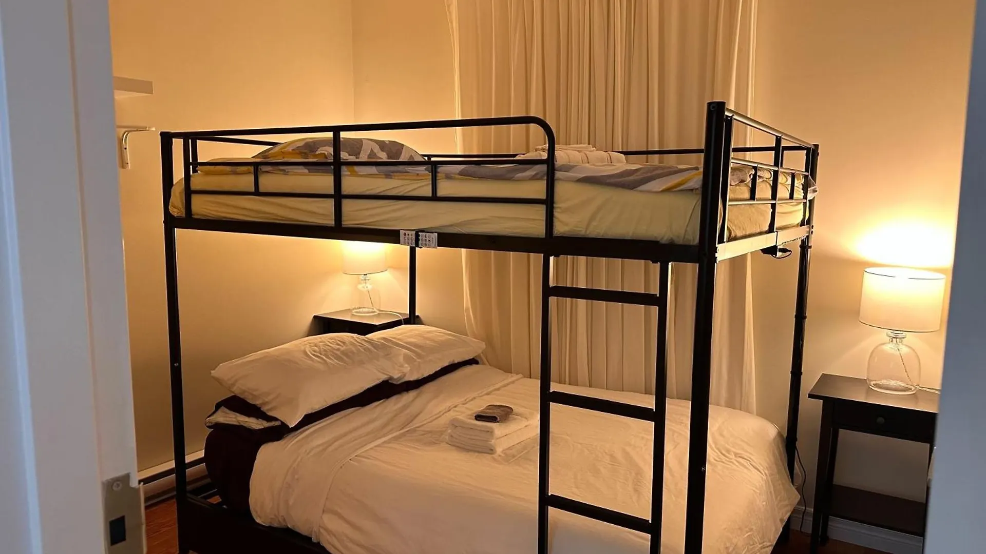 핼리팩스 Family Friendly Downtown Loft With Ac, Unit 5 아파트 0*,  캐나다